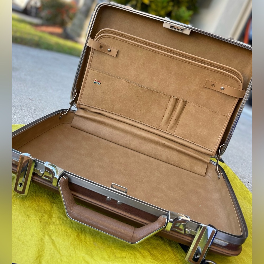 Brief case